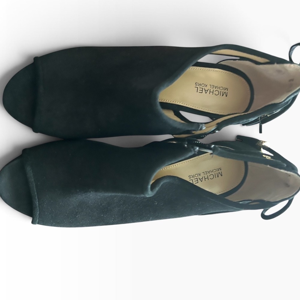 Michael Kors Inness Black Suede Peep Toe Booties Tassel Cutout Heels 40T6JNME5S